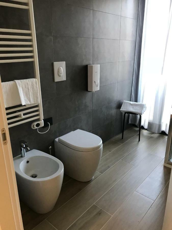 Roma Rooms Ancona Exterior foto
